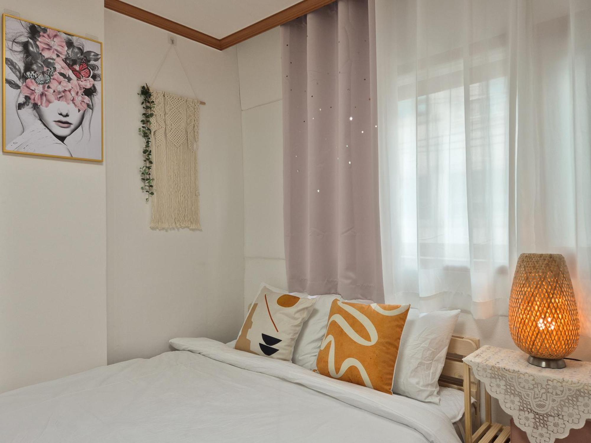 Happy Apartment